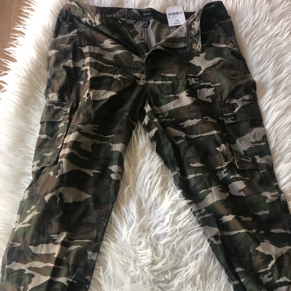 Forever 21 Camp Jogger Pants Plus Size 14W